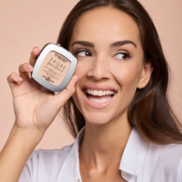 Deborah Milano DEBORAH Пудра для лица матирующая стойкая 24ORE PERFECT COMPACT POWDER тон: 3 9г