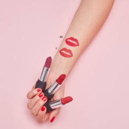 Deborah Milano DEBORAH Помада для губ MILANO RED MAT тон 01, 4,4г