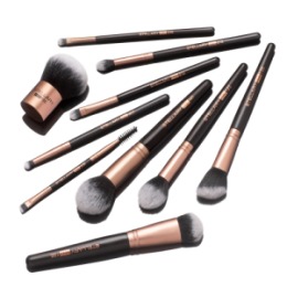 Stellary Stellary Кисть для румян и контуринга / Blush & contouring brush 135