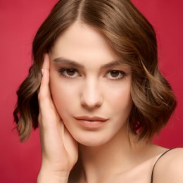 Deborah Milano DEBORAH Помада для губ ROSSETTO MILANO RED, тон: 01 нюдовый, 4,2 г
