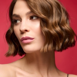 Deborah Milano DEBORAH Помада для губ ROSSETTO MILANO RED, тон: 03 глазированный абрикос, 4,2 г