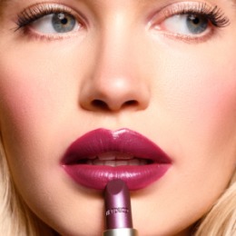 ARTDECO ARTDECO Помада для губ увлажняющая PERFECT COLOR LIPSTICK тон 946, 4 г