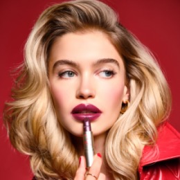 ARTDECO ARTDECO Помада для губ увлажняющая PERFECT COLOR LIPSTICK тон 946, 4 г